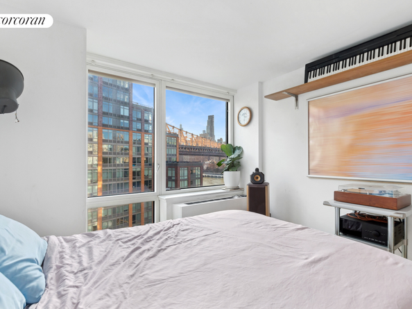 415 Main Street 10E, New York NY 10044