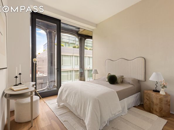 325 West Broadway 7B, New York NY 10013
