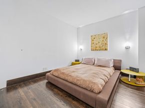 100 Central Park S 2B, New York NY 10019