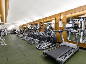300 East 33rd Street 6N, New York NY 10016