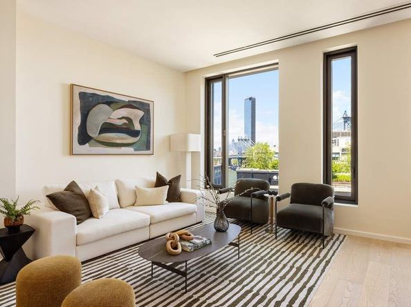 30 Front Street 18C, Brooklyn NY 11201