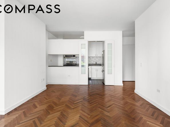 360 East 88th Street 4B, New York NY 10128