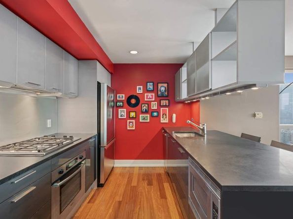 350 West 42nd Street 40A, New York NY 10036