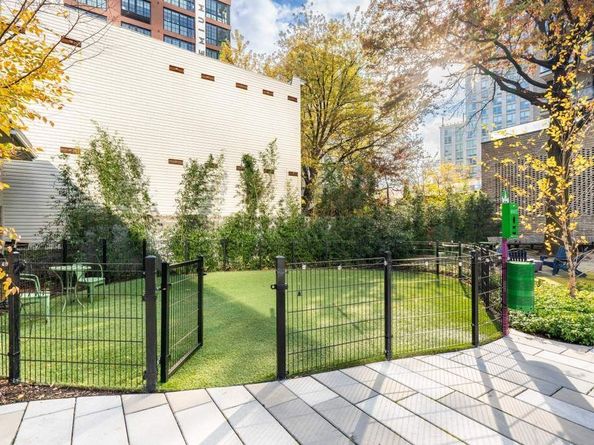 45-30 Pearson Street 6F, Queens NY 11101