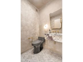 100 Jay Street 18A, Brooklyn NY 11201
