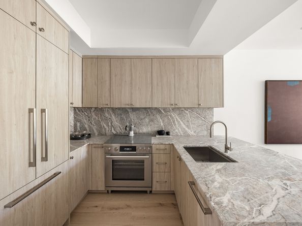 382 7th Street 3, Brooklyn NY 11215