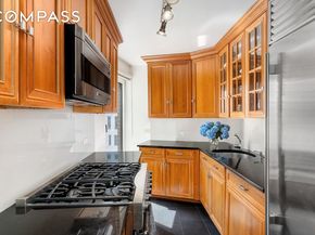 200 Central Park S 14A, New York NY 10019