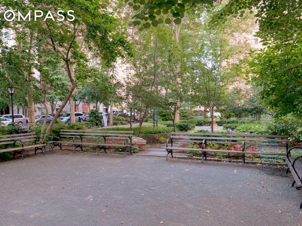 25 Tudor City Place 1405, New York NY 10017