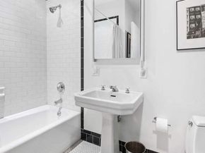 525 West 22nd Street 3AF, New York NY 10011