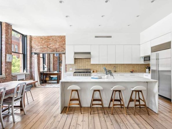 525 West 22nd Street 3AF, New York NY 10011