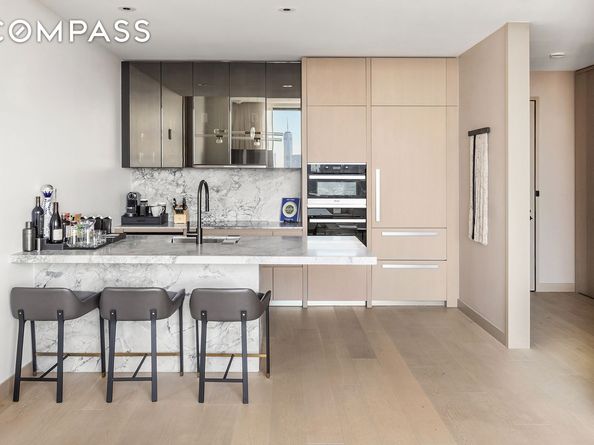 25 West 28th Street PH42B, New York NY 10001