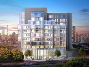 22-43 Jackson Avenue 8F, Queens NY 11101