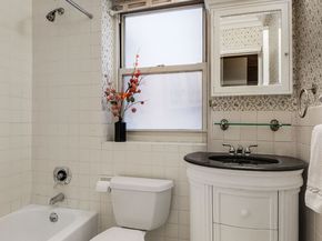 400 East 52nd Street 4D, New York NY 10022