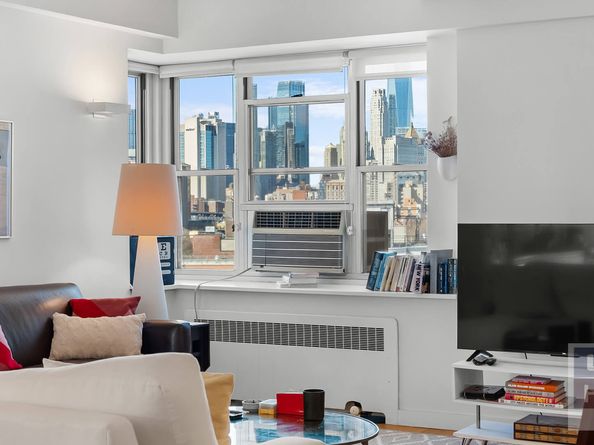530 Grand Street D9F, New York NY 10002