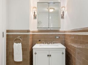 27 West 72nd Street 301, New York NY 10023