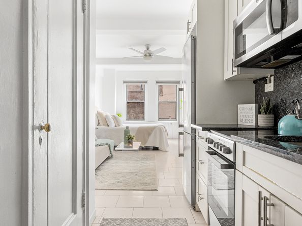 310 Riverside Drive 515, New York NY 10025