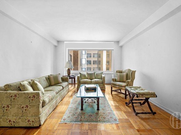 45 East End Avenue 3J, New York NY 10028