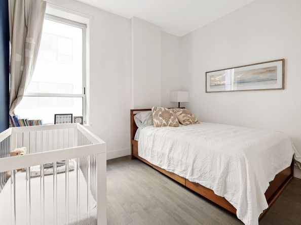 416 West 52nd Street 306, New York NY 10019