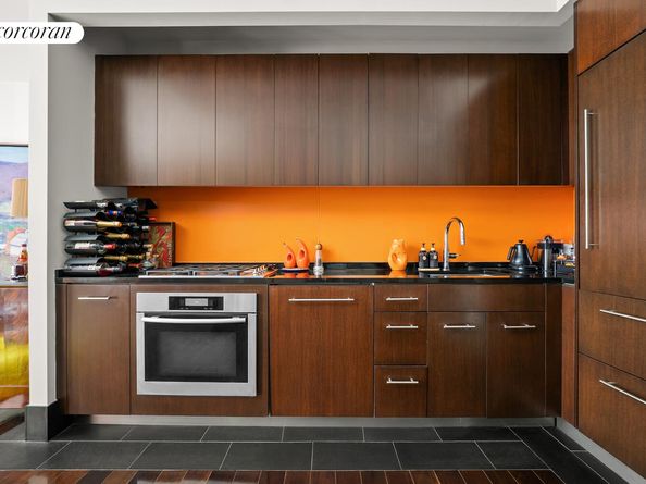 40 Broad Street 18E, New York NY 10004