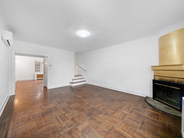 5461 Sylvan Avenue, Bronx NY 10471