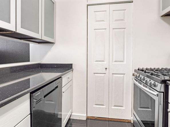 145 East 48th Street 8D, New York NY 10017