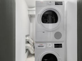 93 Waverly Avenue 2F, Brooklyn NY 11205