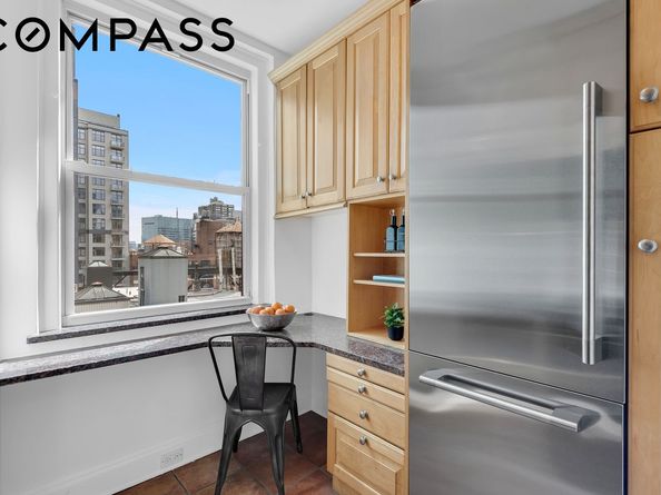 136 East 36th Street 11F, New York NY 10016