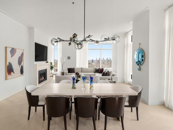 200 Amsterdam Avenue 40A, New York NY 10024