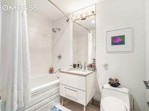 11-02 49th Avenue 4H, Queens NY 11101