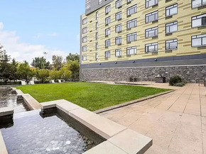 11-02 49th Avenue 4H, Queens NY 11101