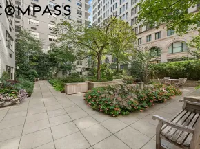 70 East 10th Street 16D, New York NY 10003
