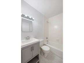 301 East 45th Street 19C, New York NY 10017