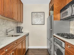 16 West 16th Street 11JN, New York NY 10011