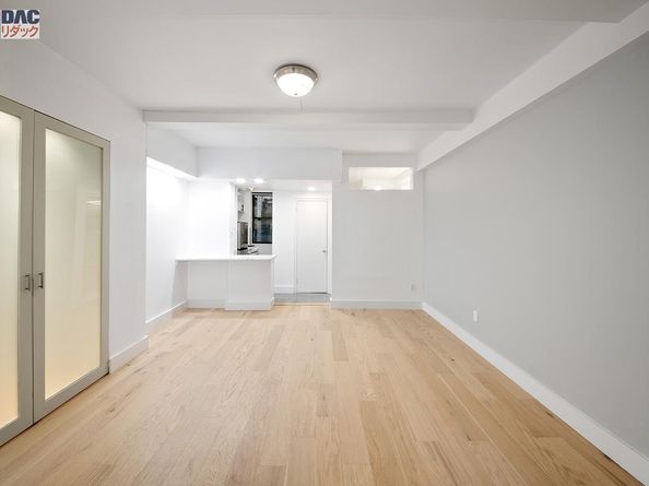 211 East 35th Street 1M, New York NY 10016