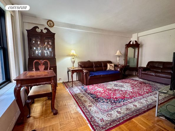 209 Clinton Avenue 2D, Brooklyn NY 11205