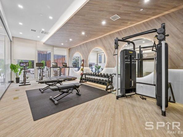 37-34 33rd Street 7E, Queens NY 11101