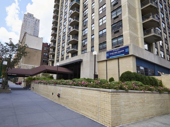 345 East 80th Street 24F, New York NY 10075