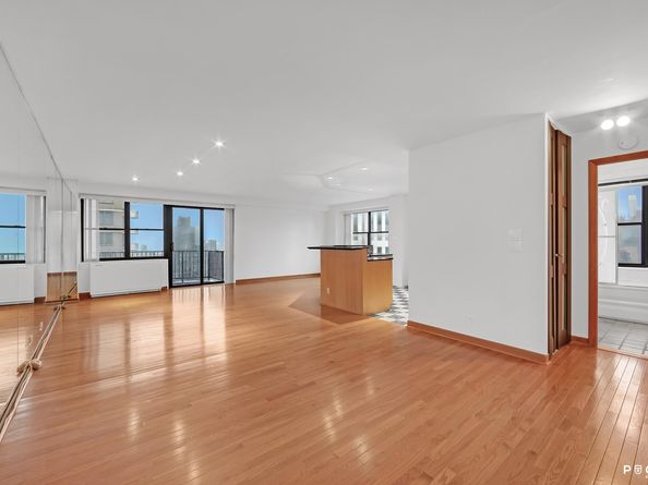 345 East 80th Street 24F, New York NY 10075