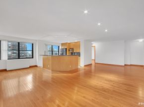 345 East 80th Street 24F, New York NY 10075