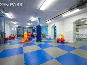 194 Riverside Drive 5E, New York NY 10025