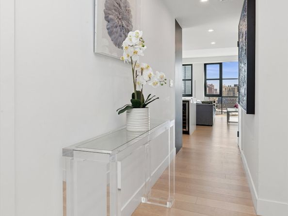 11 Hancock Place PH206, New York NY 10027