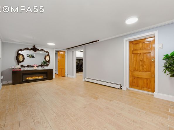 150-22 114th Road, Queens NY 11434