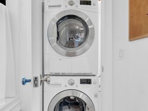 24-75 38th Street D7/D8, Queens NY 11101