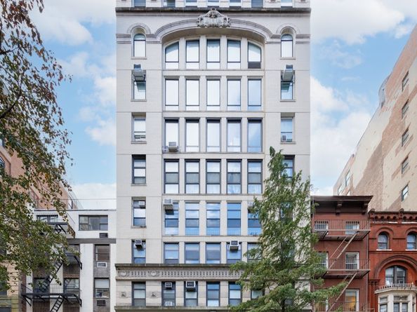 40 West 17th Street 12A, New York NY 10011