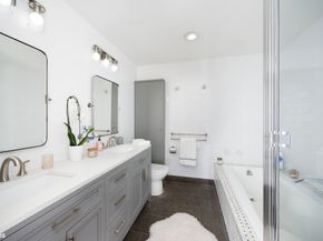 40 West 17th Street 12A, New York NY 10011