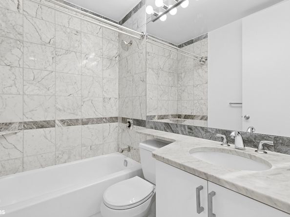 500 West 43rd Street 16H, New York NY 10036