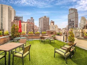 321 East 54th Street 8G, New York NY 10022