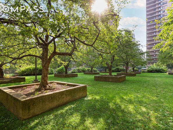 150 West End Avenue 22H, New York NY 10023