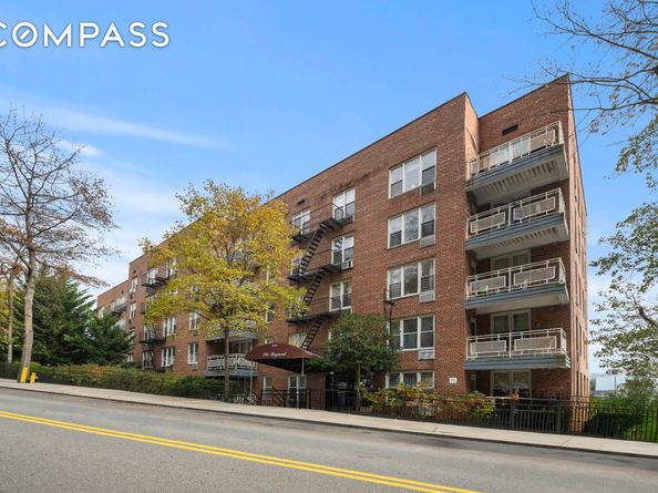 2750 Johnson Avenue 7G, Bronx NY 10463