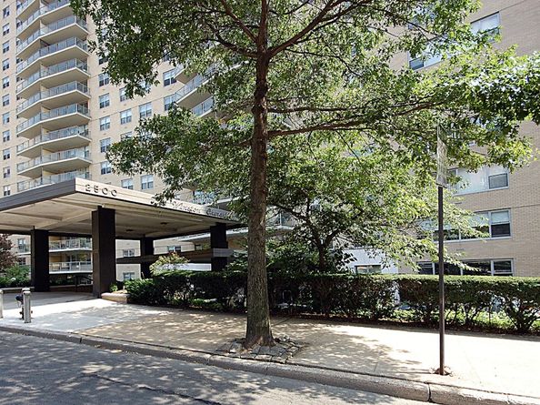 2500 Johnson Avenue 6M, Bronx NY 10463
